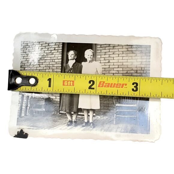 Vtg Lovely Photo of 2 Grandmothers Posing Monochrome Photography Found Snapshot - Picture 4 of 4
